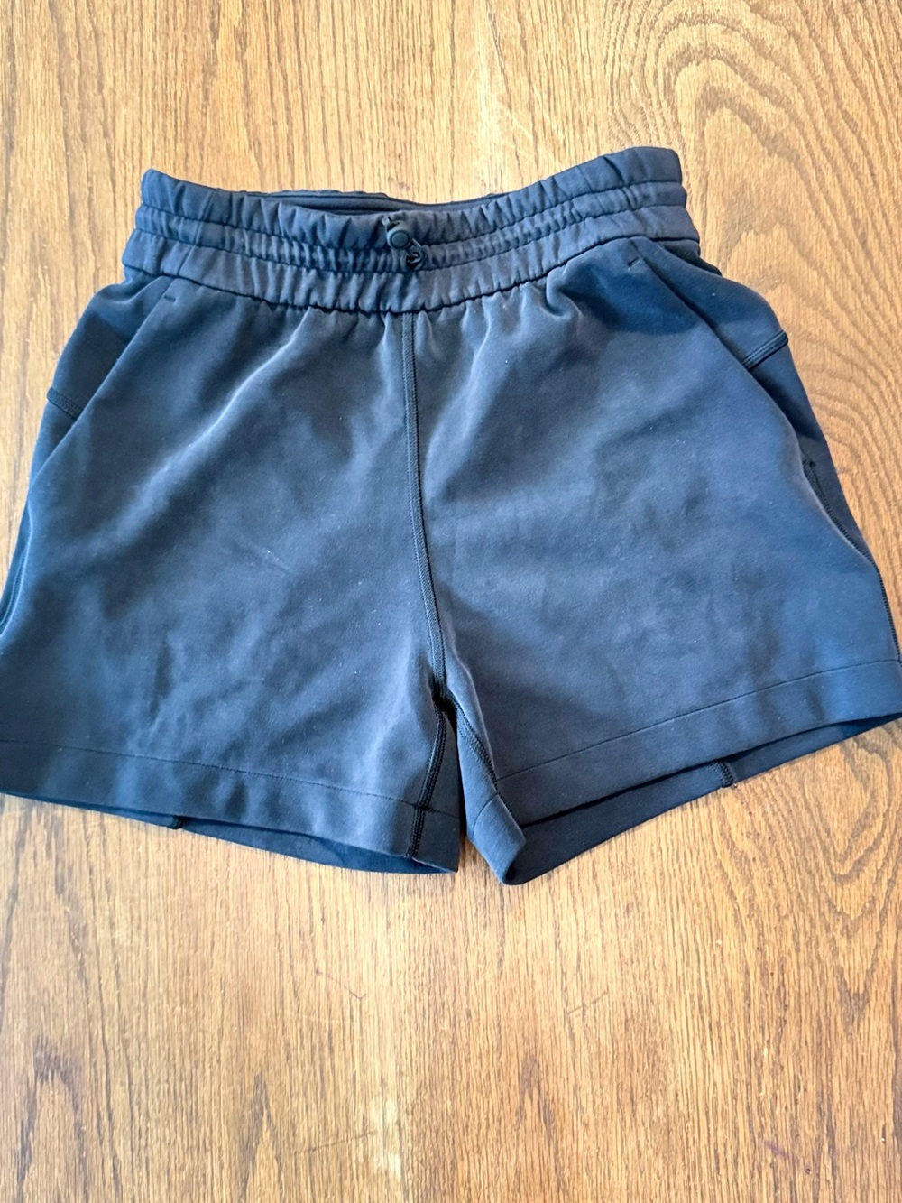 Lululemon Softstreme High-Rise Shorts 4” in classic Black, women’s size 2.